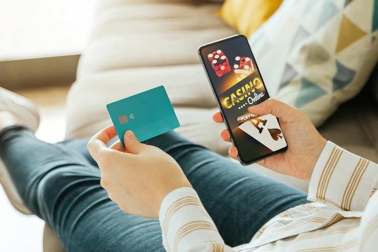 gali77 mobile app interface showing live-dealer tables, slots, and sportsbook betting markets on Android and iOS devices